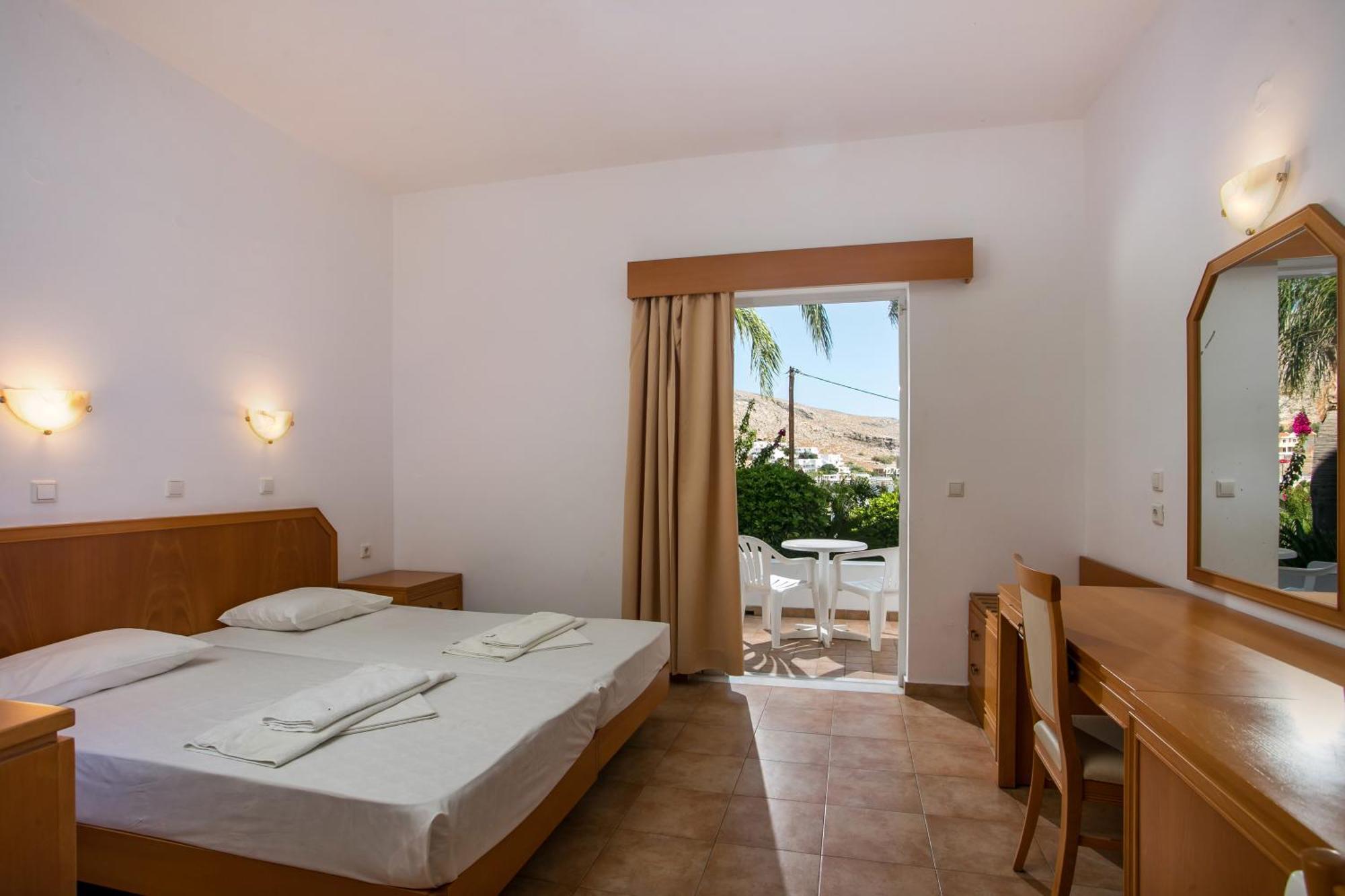 Lambis Studios & Apartments Lindos  Ngoại thất bức ảnh